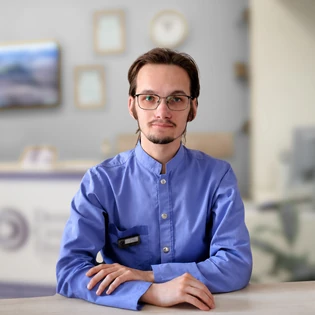 Андрей Коридоров – дентален асистент в Дентален център Динкови